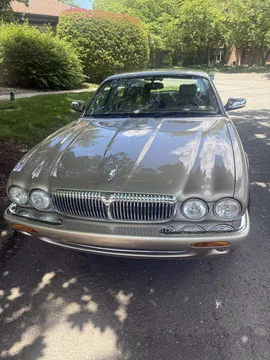 1998 Jaguar Vanden Plas Base