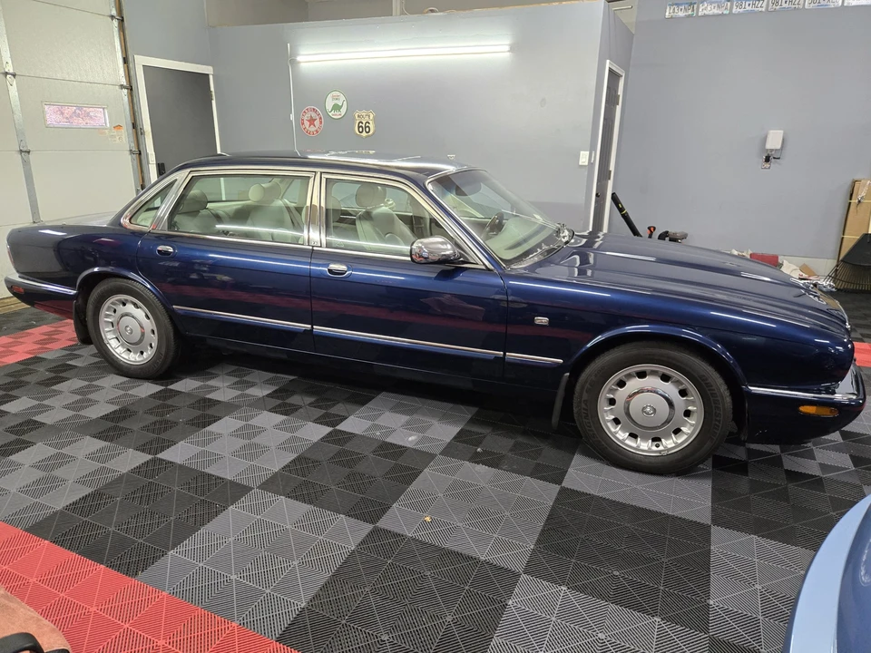 1998 Jaguar X308 XJ - Image 11 of 31