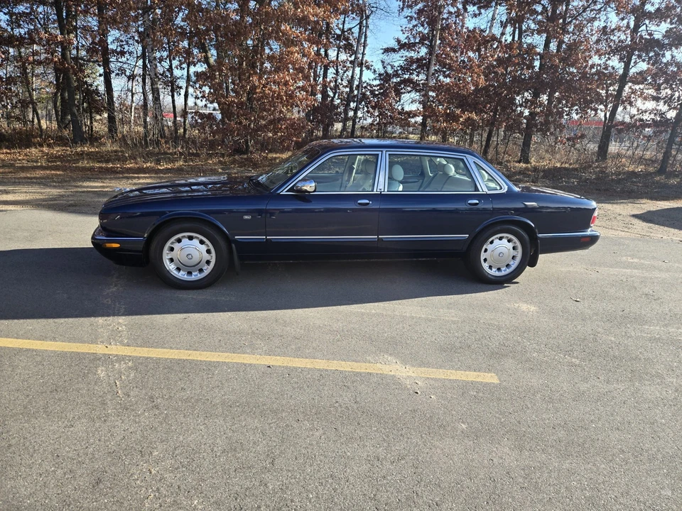 1998 Jaguar X308 XJ - Image 9 of 31