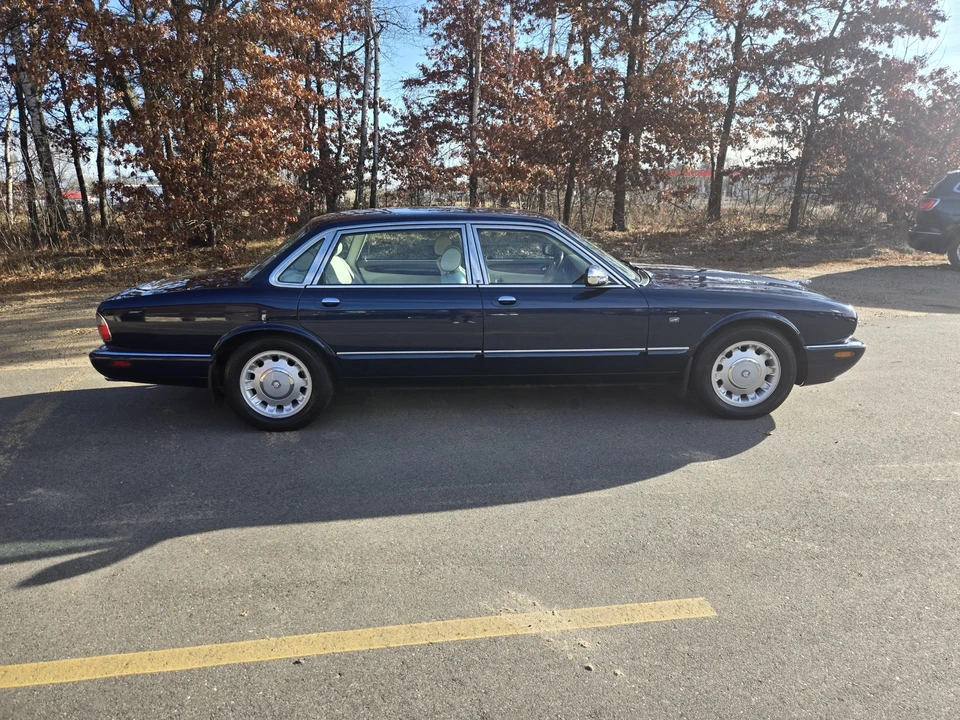 1998 Jaguar X308 XJ - Image 4 of 31