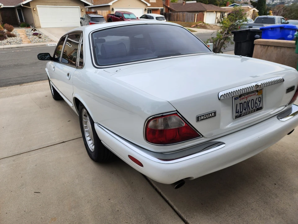 1998 Jaguar X308 XJ - Image 13 of 31