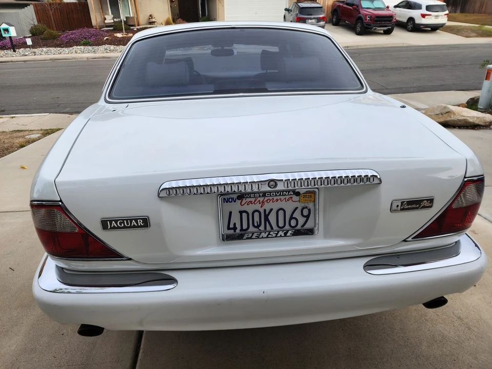 1998 Jaguar X308 XJ - Image 12 of 31