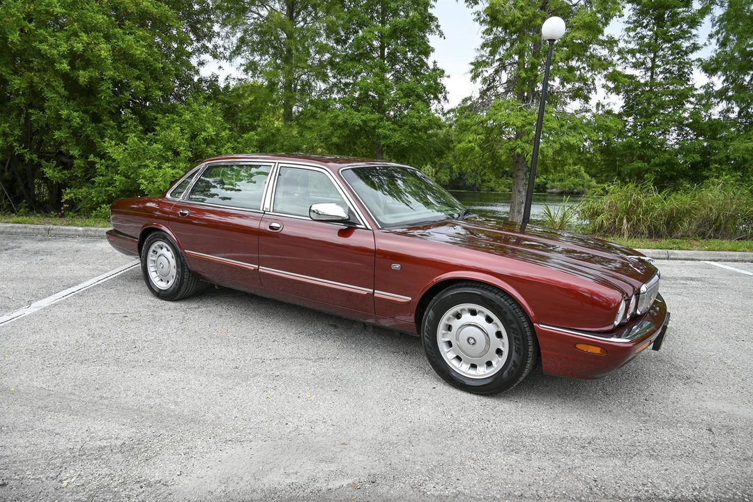 1998 Jaguar X308 XJ - Image 6 of 31