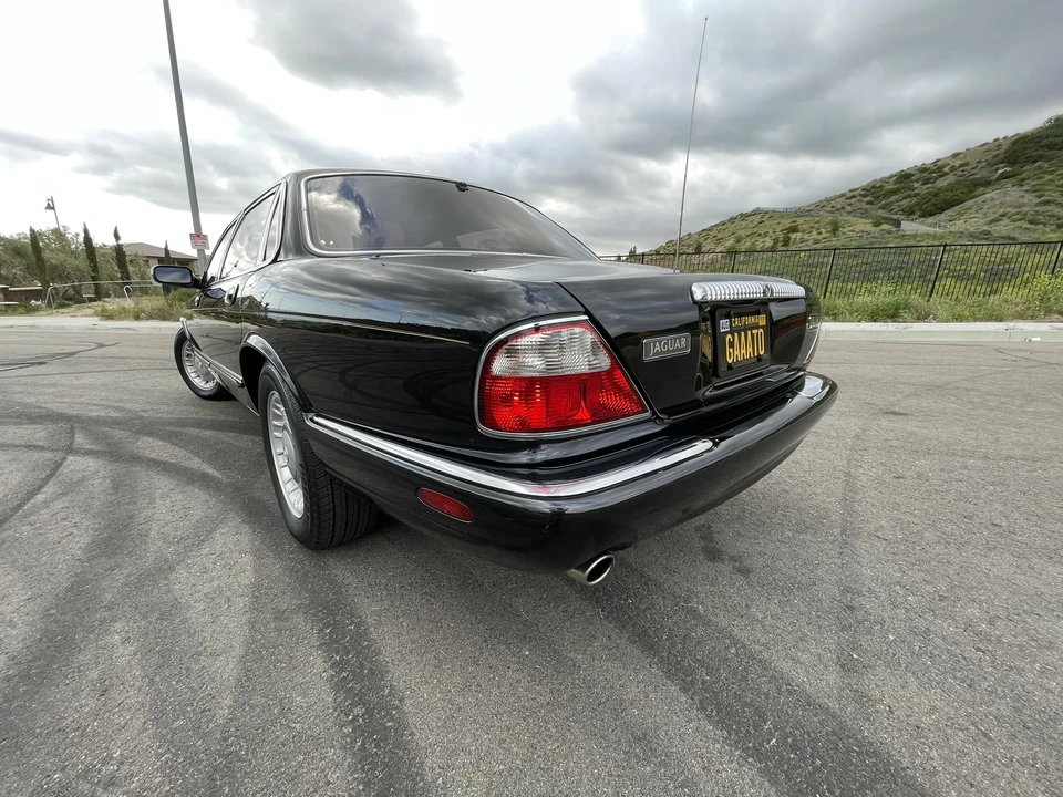 1998 Jaguar X308 XJ - Image 12 of 31