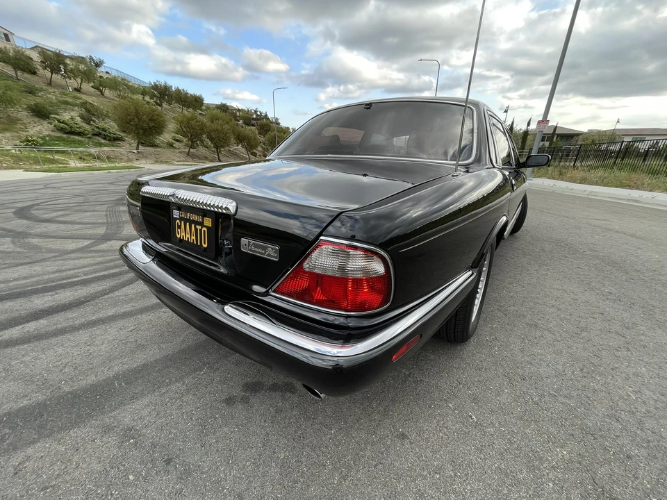 1998 Jaguar X308 XJ - Image 15 of 31