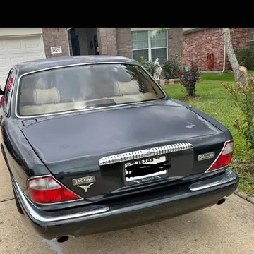 1998 Jaguar Vanden Plas V8