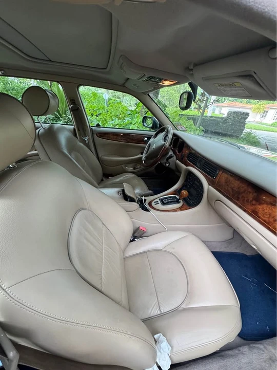 1998 Jaguar X308 XJ - Image 7 of 11
