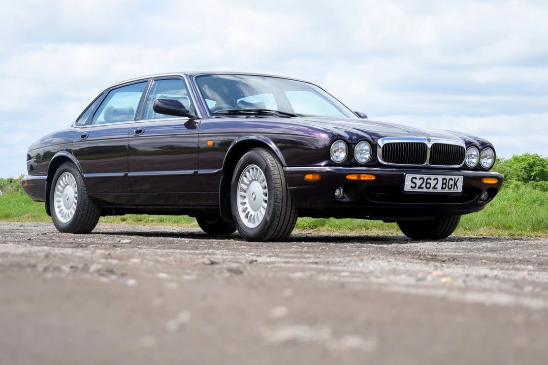 1998 Jaguar X308 XJ - Image 16 of 30