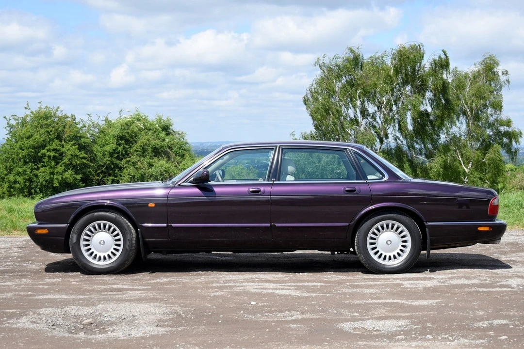 1998 Jaguar X308 XJ - Image 7 of 30