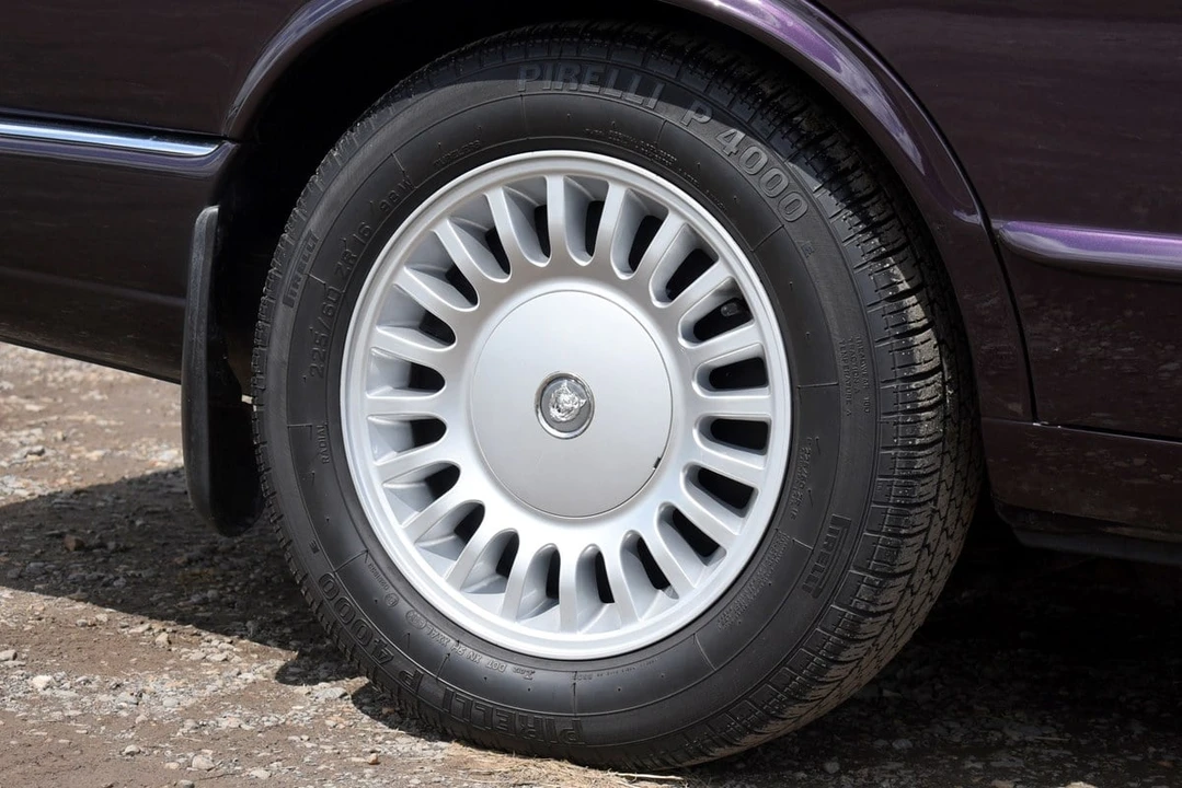 1998 Jaguar X308 XJ - Image 26 of 30