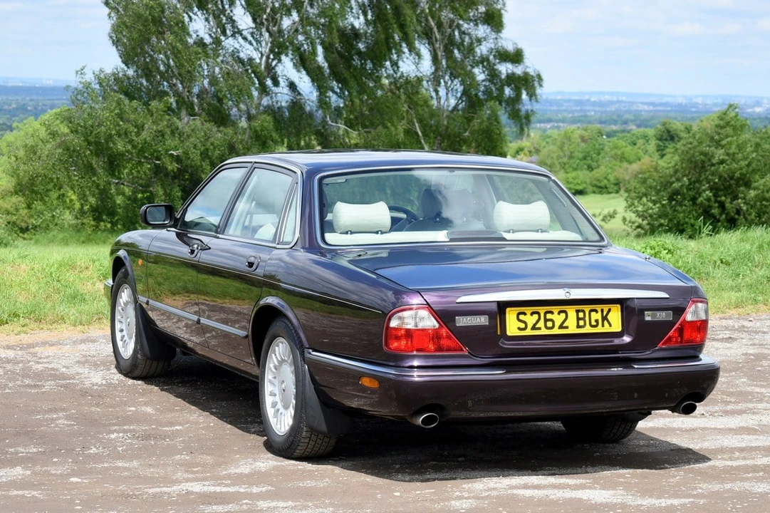 1998 Jaguar X308 XJ - Image 8 of 30
