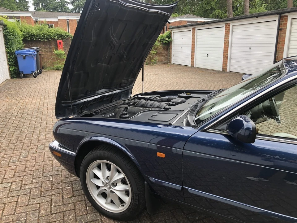 1998 Jaguar X308 XJ - Image 17 of 30