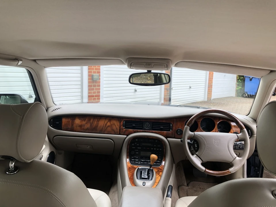 1998 Jaguar X308 XJ - Image 16 of 30