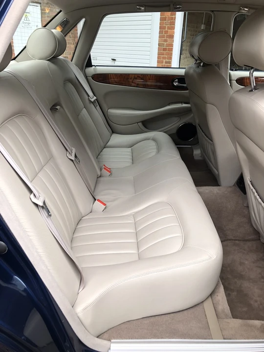 1998 Jaguar X308 XJ - Image 12 of 30