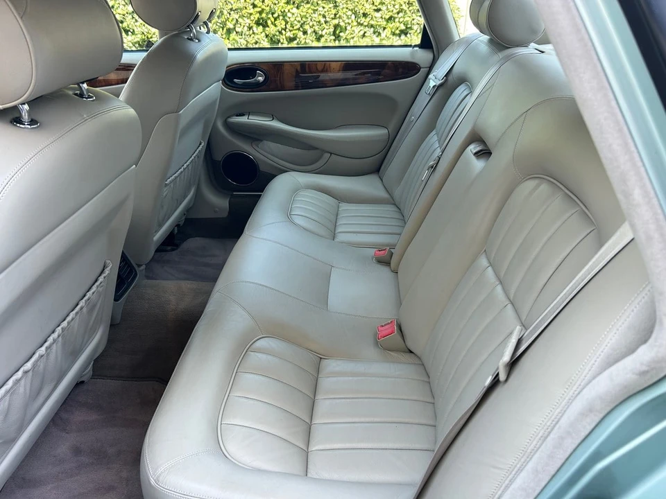 1998 Jaguar X308 XJ - Image 14 of 30