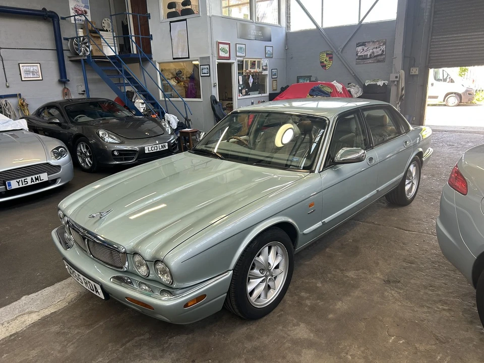 1998 Jaguar X308 XJ - Image 8 of 30