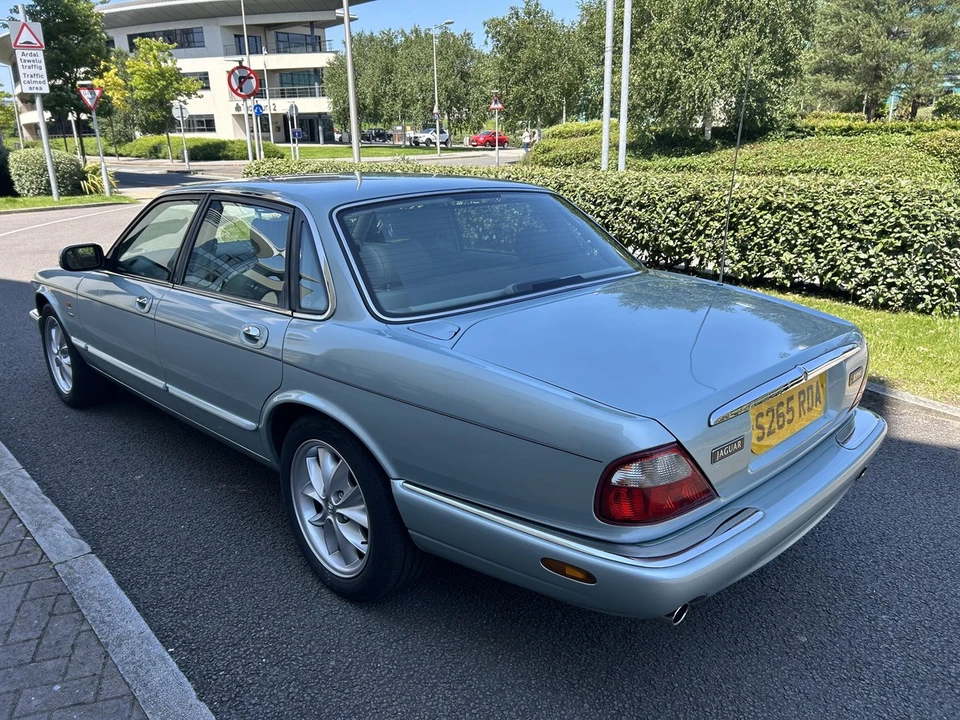 1998 Jaguar X308 XJ - Image 6 of 30