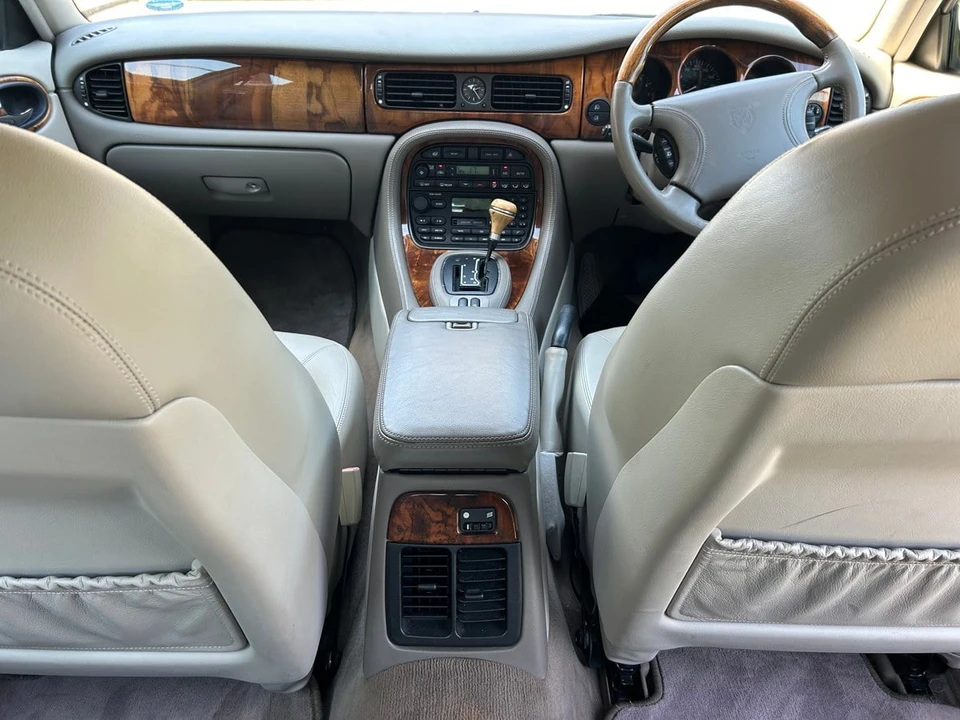 1998 Jaguar X308 XJ - Image 28 of 30