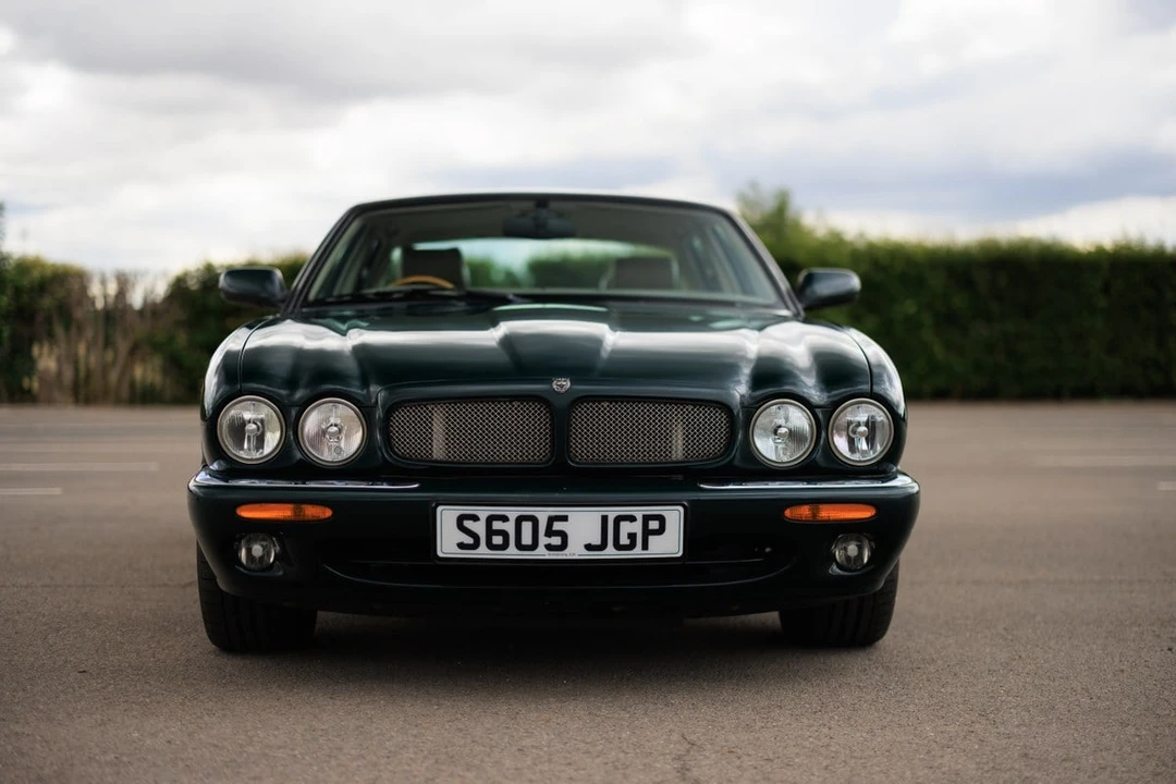 1998 Jaguar X308 XJR - Image 6 of 30