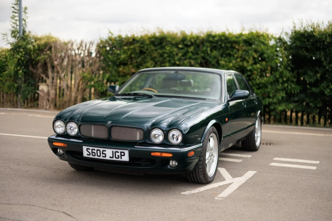 1998 Jaguar X308 XJR - Image 29 of 30