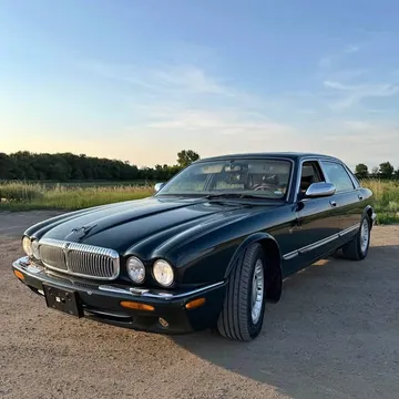 1998 Jaguar XJ Vanden Plas