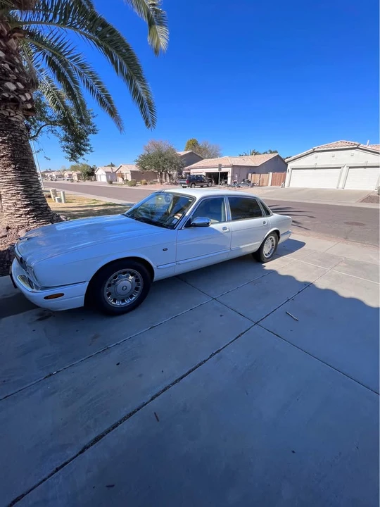 1998 Jaguar X308 XJ - Image 7 of 11