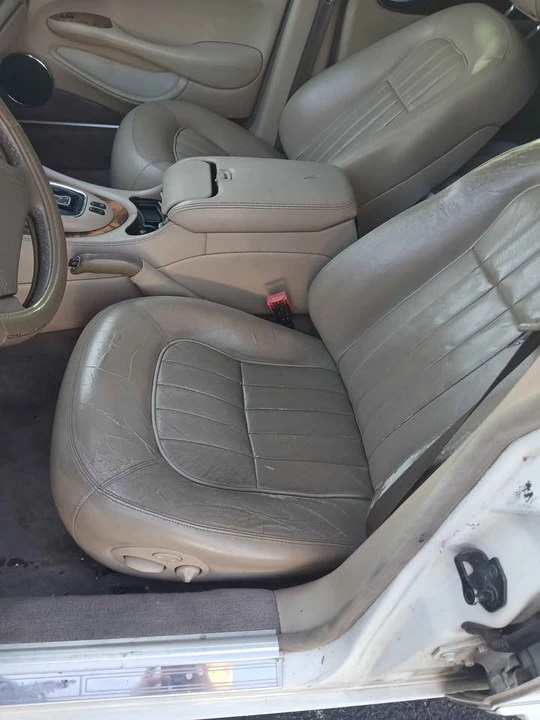 1998 Jaguar X308 XJ - Image 4 of 5