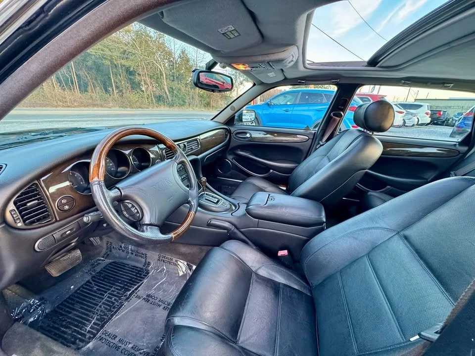 1998 Jaguar X308 XJR - Image 9 of 20