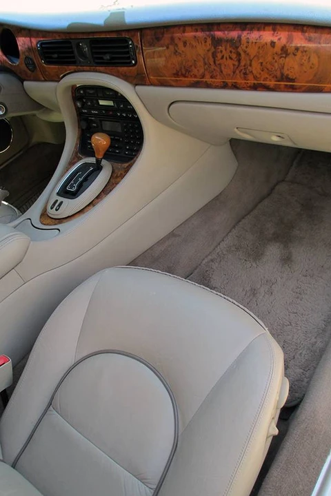 1998 Jaguar X308 XJ - Image 20 of 24