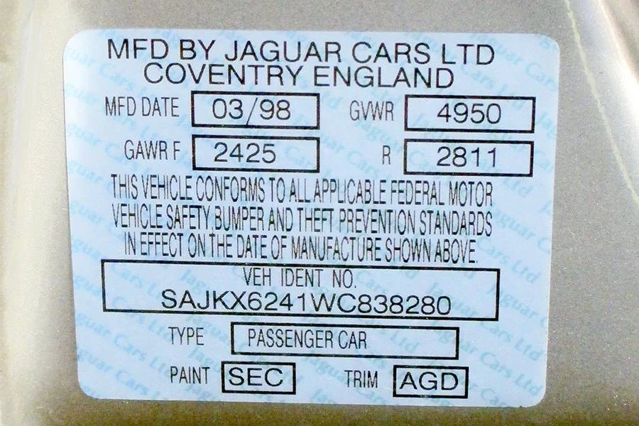 1998 Jaguar X308 XJ - Image 12 of 24