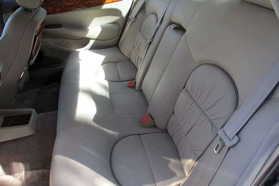 1998 Jaguar X308 XJ - Image 11 of 24
