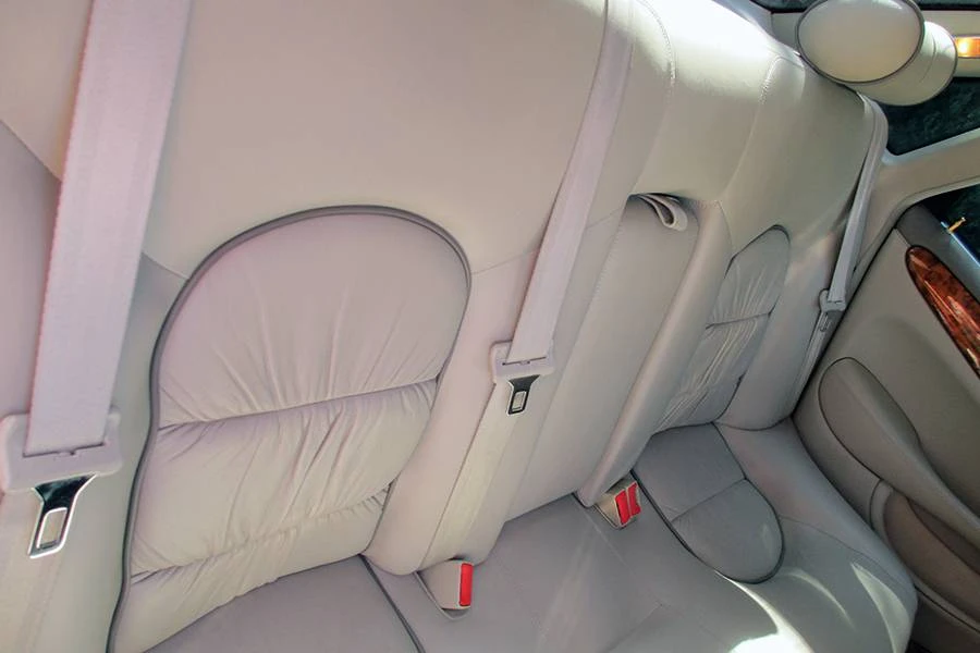 1998 Jaguar X308 XJ - Image 6 of 24