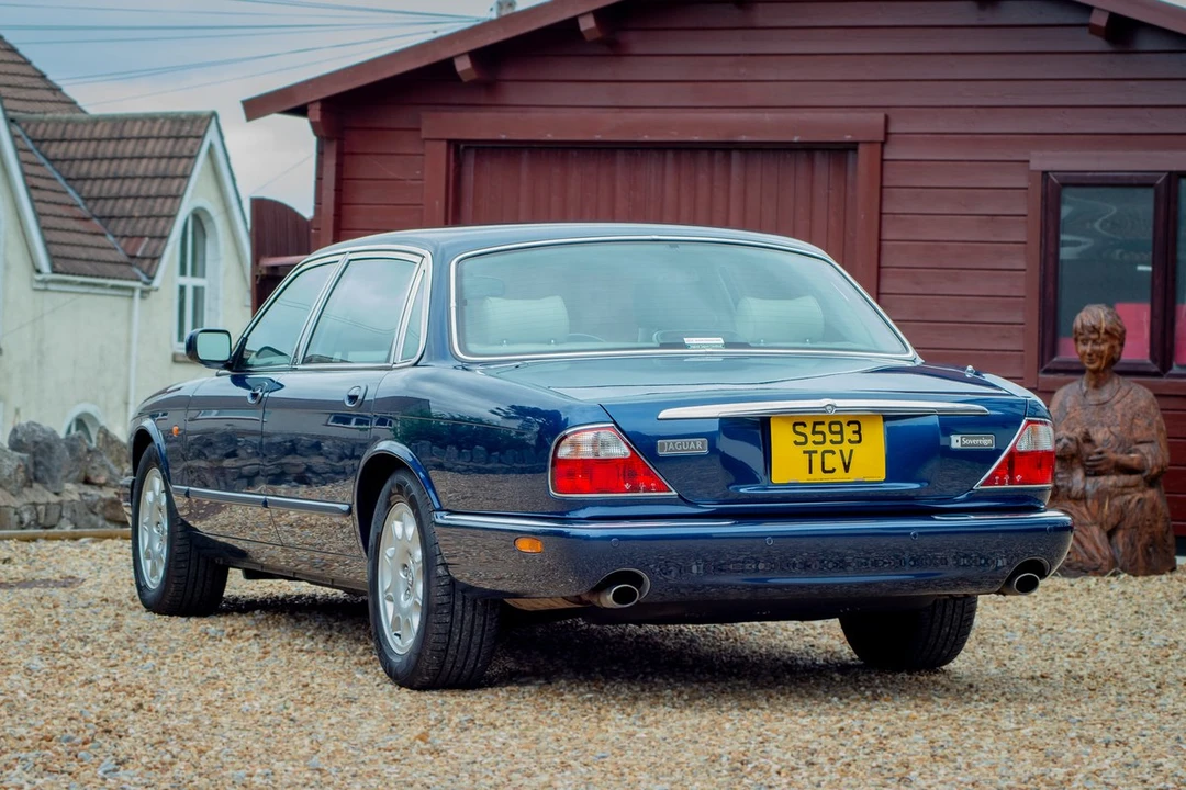 1998 Jaguar X308 XJ - Image 6 of 30