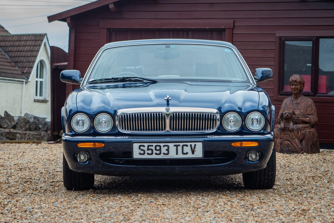 1998 Jaguar X308 XJ - Image 5 of 30