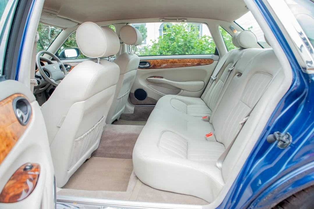 1998 Jaguar X308 XJ - Image 18 of 30