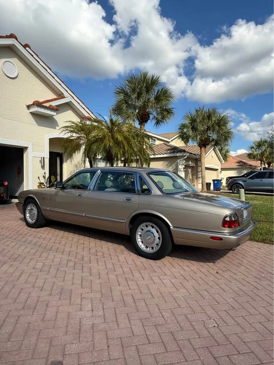 1998 Jaguar X308 XJ - Image 3 of 15