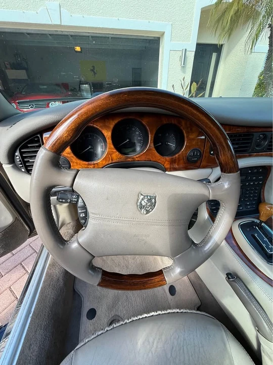 1998 Jaguar X308 XJ - Image 12 of 15