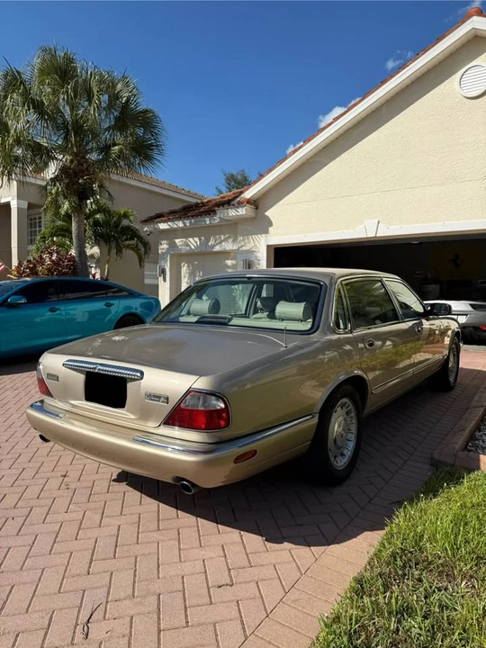 1998 Jaguar X308 XJ - Image 5 of 15