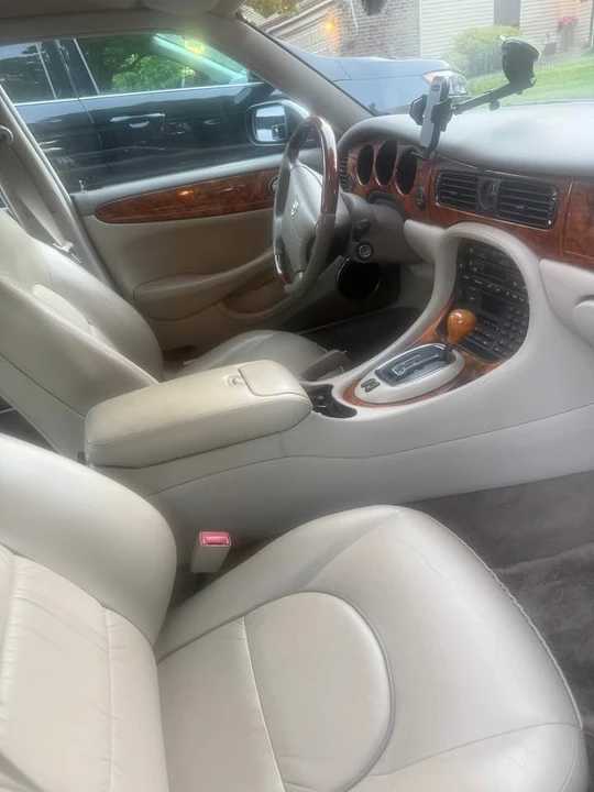 1998 Jaguar X308 XJ - Image 10 of 16