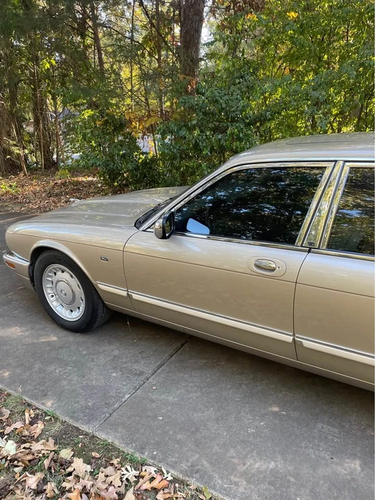 1998 Jaguar X308 XJ - Image 9 of 20