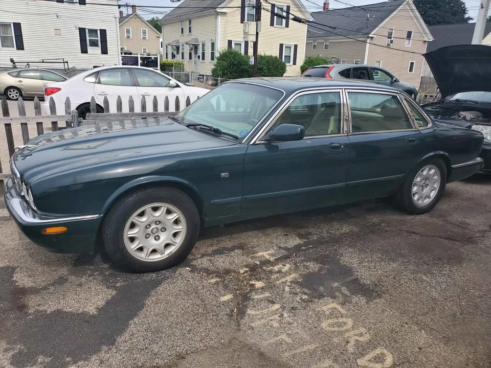 1998 Jaguar X308 XJ - Image 2 of 5