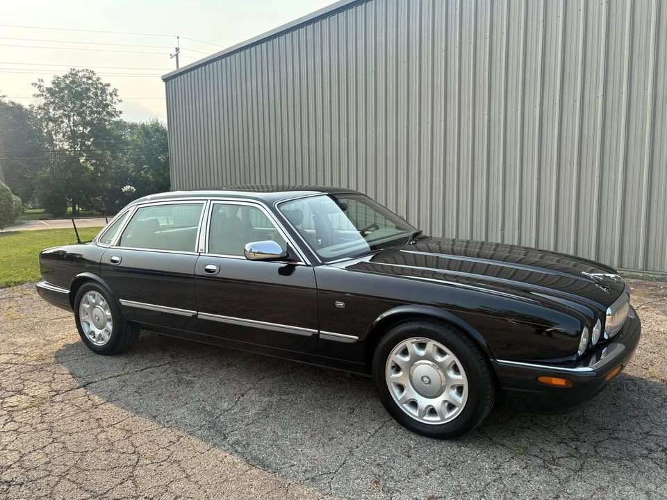 1998 Jaguar X308 XJ - Image 4 of 10