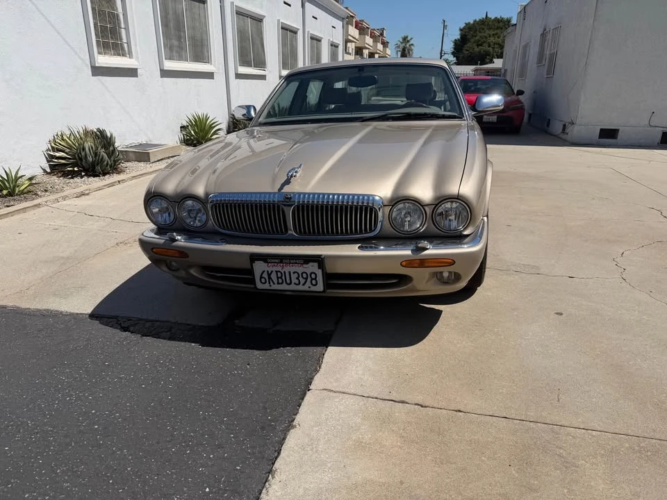 1998 Jaguar X308 XJ - Image 2 of 14