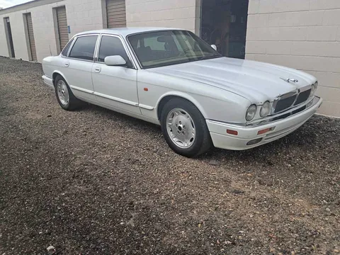 1998 Jaguar XJ XJ6 L Sedan 4D
