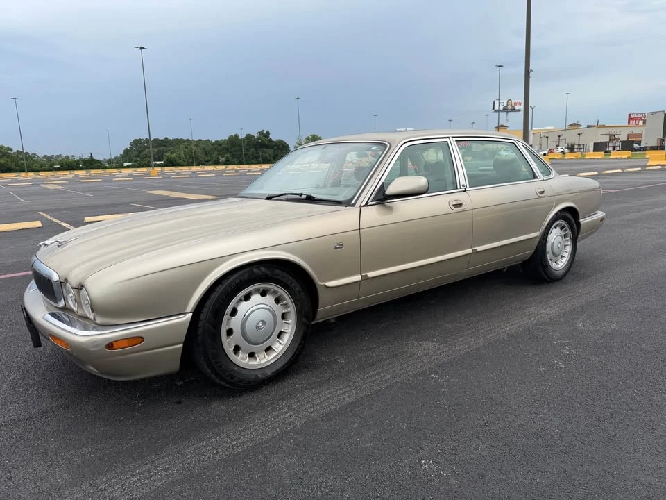 1998 Jaguar X308 XJ - Image 5 of 14