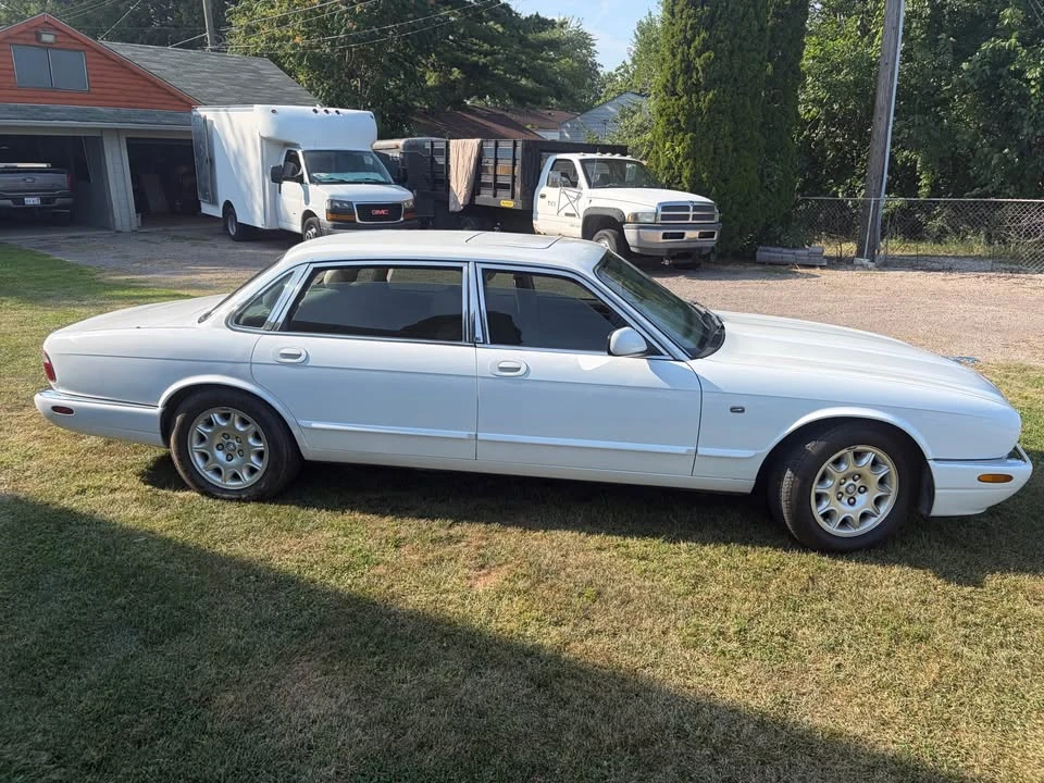 1998 Jaguar X308 XJ - Image 4 of 7