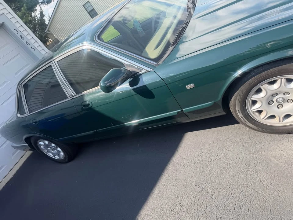 1998 Jaguar X308 XJ - Image 2 of 7