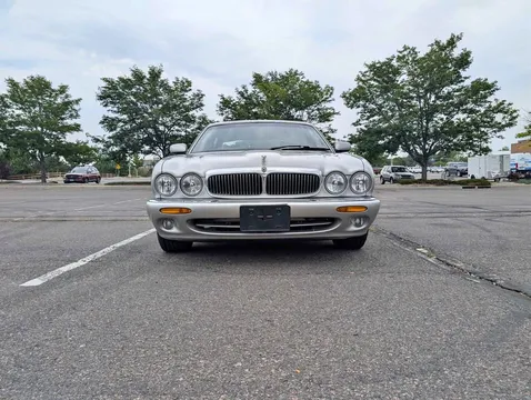 1998 Jaguar XJ XJ8 L Sedan 4D