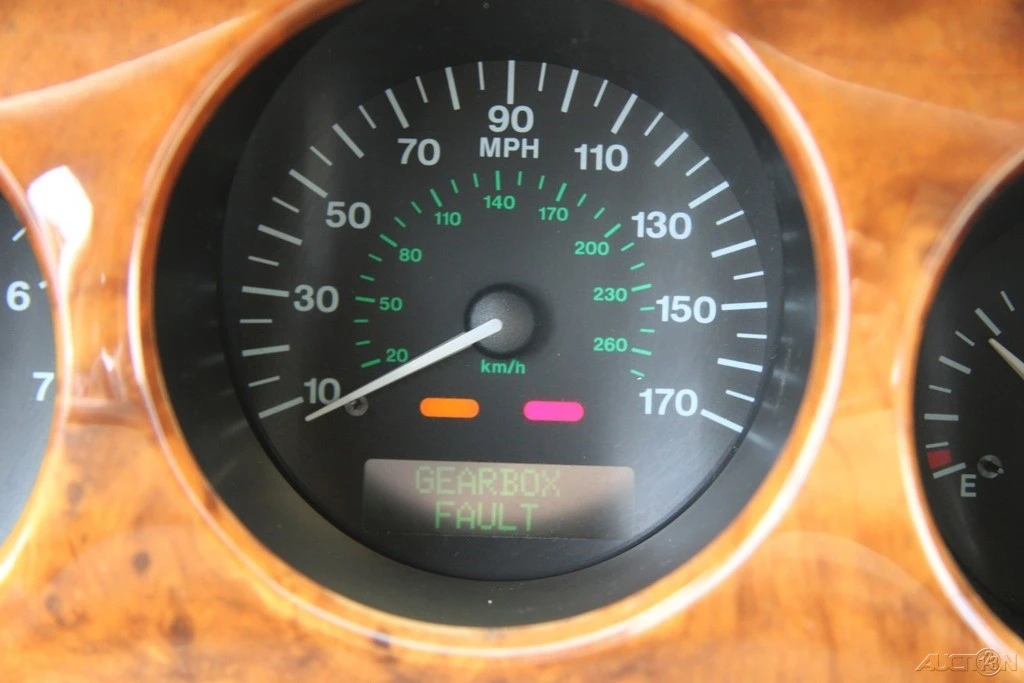 1998 Jaguar X308 XJ - Image 16 of 21