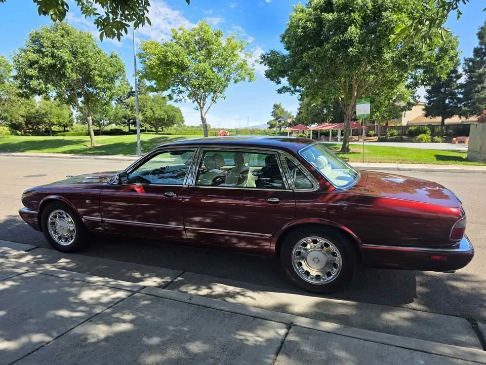 1998 Jaguar X308 XJ - Image 3 of 10